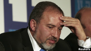 Menlu Israel Avigdor Lieberman mundur