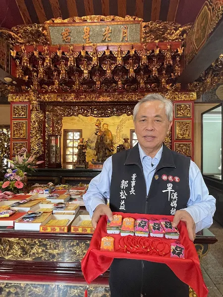 ▲參山處這次與台中樂成宮合作放入由月老加持的求姻緣紅線，期待可以幫助單身男旅一起加入脫單行列。（記者林明佑翻攝）