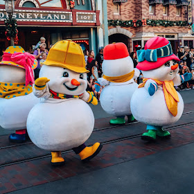 Chunky Snowmen at Disneyland 