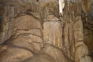 Espeleología en la Cueva del Pando.