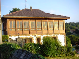 Siero, Tiñana, vivienda