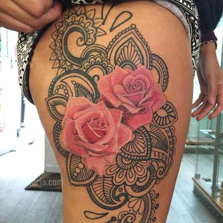 Tatuajes en el muslo para mujeres