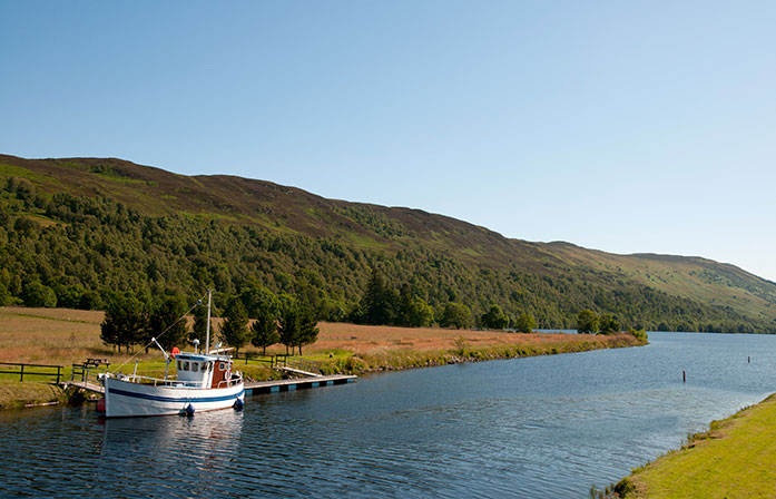 Discover Loch Ness,Glencoe & Highlands day tour from Edinburgh  | Goranga