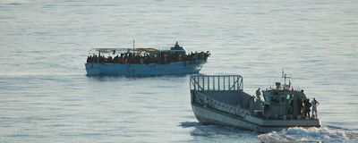 Libia: barcone con 100 migranti a bordo in avaria. Toninelli: "In corso salvataggio"