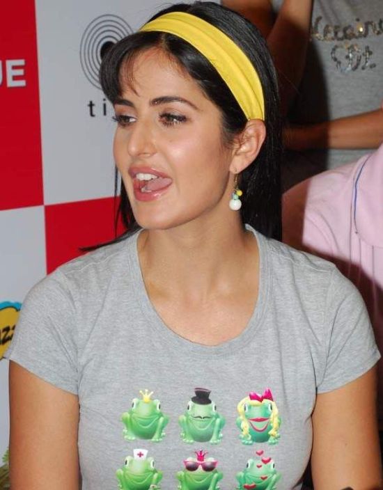 Katrina Kaif innocent Cute images