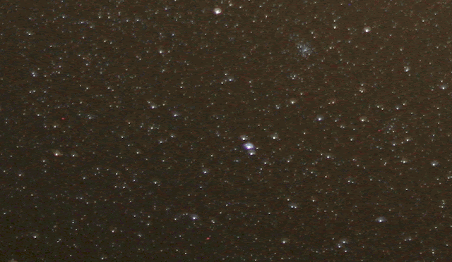 Анимация яркого метеора (-3 зв. вел.) со следом из потока Геминид, снятый 9 декабря 2010 года