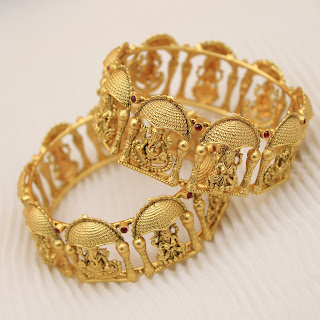 Ganesh motif Bangle