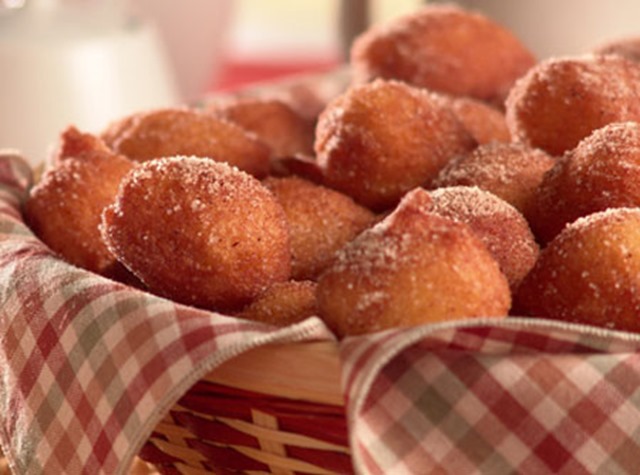 receita-de-bolinho-de-chuva-simples