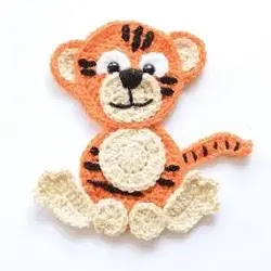 aplique tigre a crochet