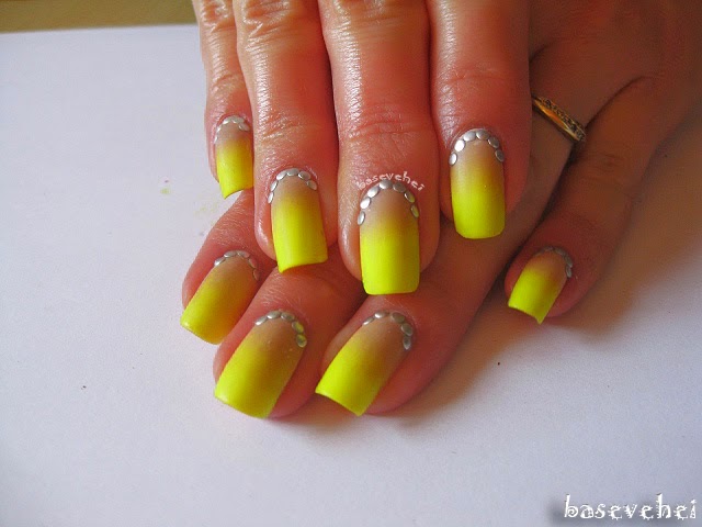 http://baseveheinails.blogspot.com/2014/05/neonowo-nudziakowy-gradient-dzety-od.html