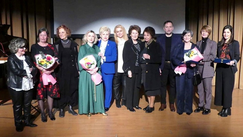 Τιμητική βράβευση γυναικών από τον Σύλλογο Κυριών και Δεσποινίδων και τον Δήμο Αλεξανδρούπολης