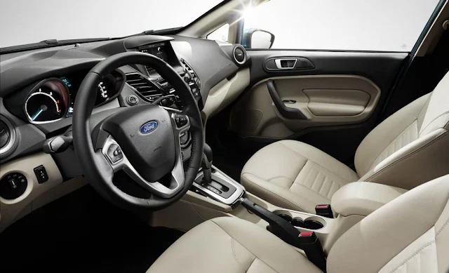 Ford Fiesta 2014 - interior