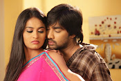 toll free no 143 movie stills-thumbnail-2