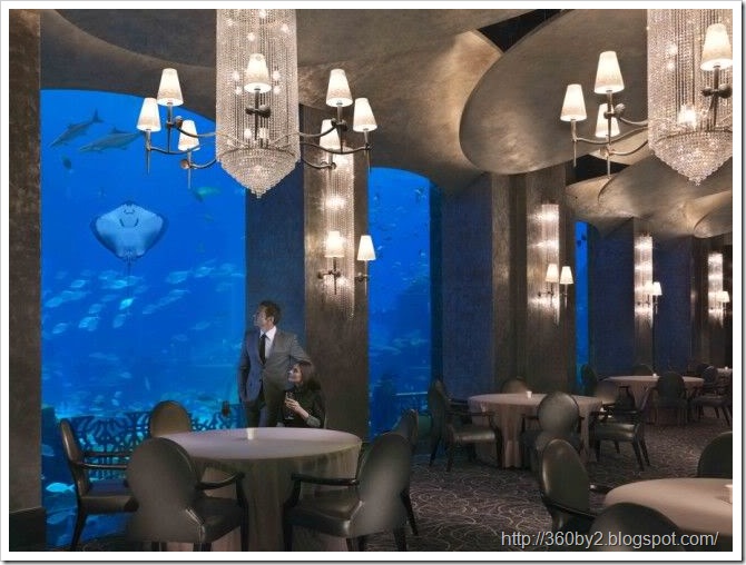 Beautiful Atlantis Palm Hotel and Resort in Dubai