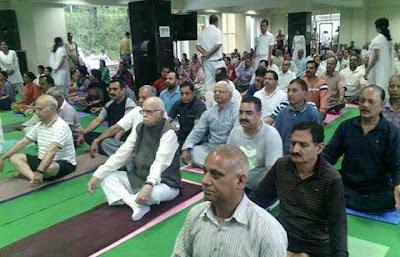 Lal Krishan Advani, Advani Yoga, L K advani Yoga, International Yoga Day, Yoga