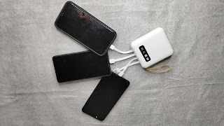 Charging 3 phones together