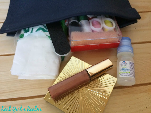 Don't leave home without your beauty emergency kit. You can even make your own...no sewing required!