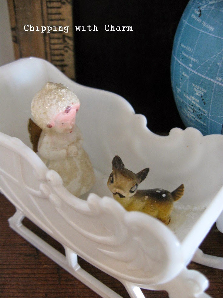 Chipping with Charm: Vintage Deer...http://www.chippingwithcharm.blogspot.com/