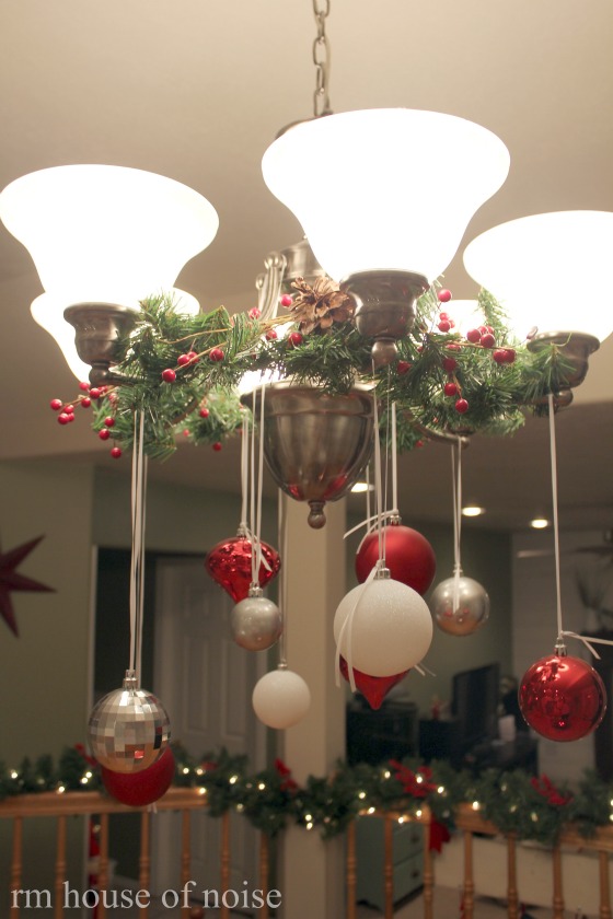 Chandelier Christmas Decor Ideas