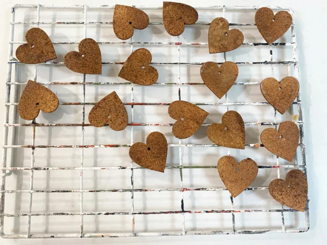 cinnamon looking hearts on a rack
