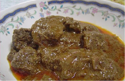 ~HimPuNaN ReSePi AfizA~: Gulai Daging Terengganu