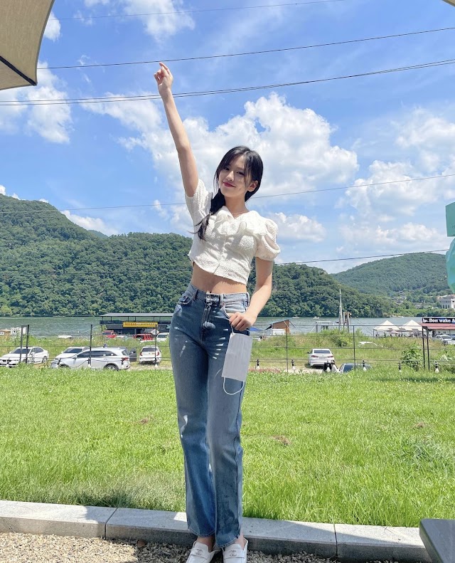 Knetz admire IZ*ONE Ahn Yujin's natural beauty in her latest Instagram Update.