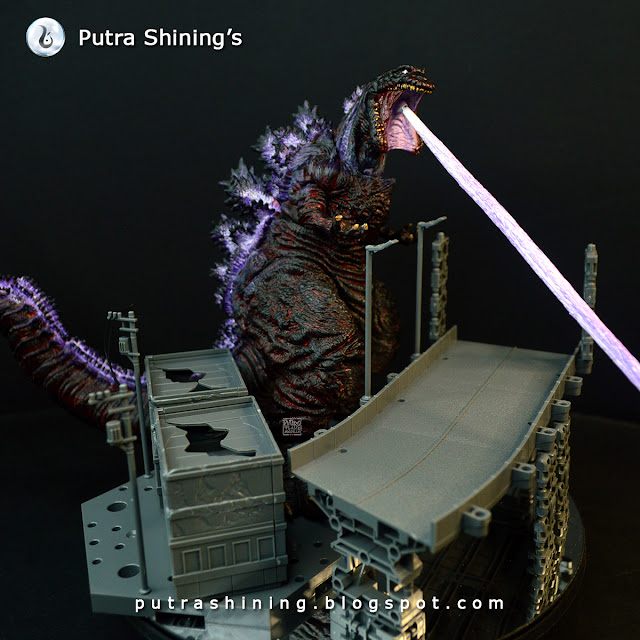 Kaiju Diorama: NECA Shin Godzilla, SHF Ultraman and Ultra Monster Series custom paint by Putra Shining