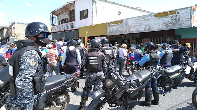 RAMOS CON FIRMEZA Y DETERMINACIÓN PROTESTAMOS CONTRA LA TIRANÍA DE MADURO