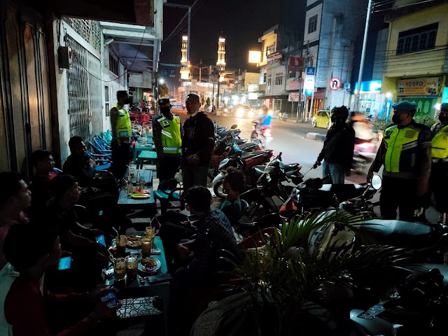 Kapolsek Padang Hulu Pimpin Patroli Blue Light Skala Besar