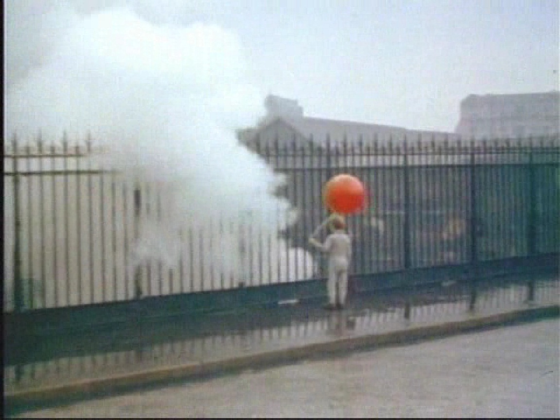 The Red Balloon (1956): Pembeberan Berbagai Isu di balik 