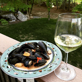 Campania Food & Wine Pairing: Falanghina & Mussels