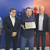 Indústria cervejeira homenageia Eduardo Braga por atuação na Reforma Tributária