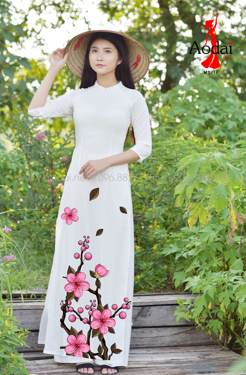 Áo dài nữ màu trắng in hoa đào 16