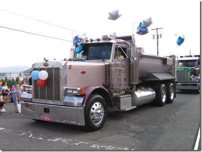 IMG_8145 Mike George Paving 1987-2004 Peterbilt 379 Dump Truck in the Rainier Days in the Park Parade on July 11, 2009