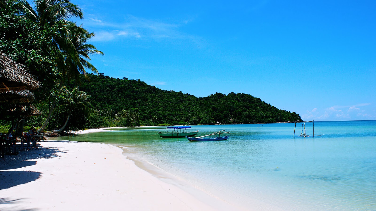 Bờ biển bãi dài Vinpearl Phú Quốc