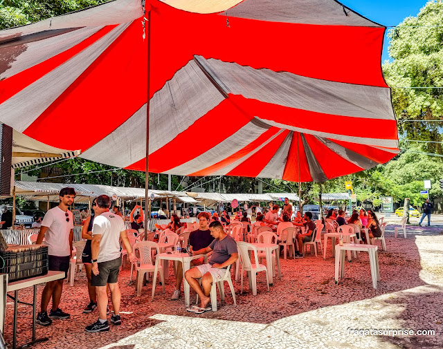 Feirinha da Gávea na Praça Santos Dummont no Rio de Janeiro