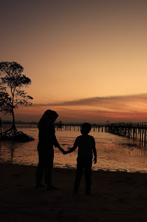 Kelekatan ibu dan anak