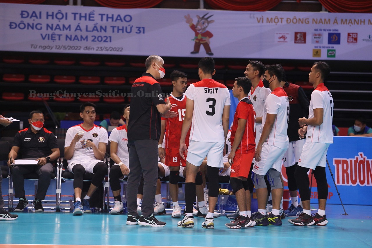 Các đội tuyển bóng chuyền nam được FIVB hỗ trợ đều thành công ở SEA Games 32