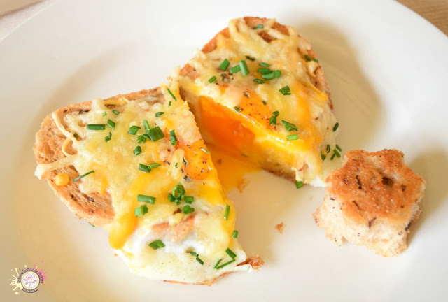 Pan con huevo y queso al horno saludable