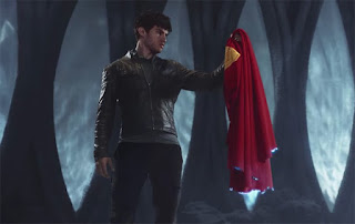 nuevo trailer con la capa de superman