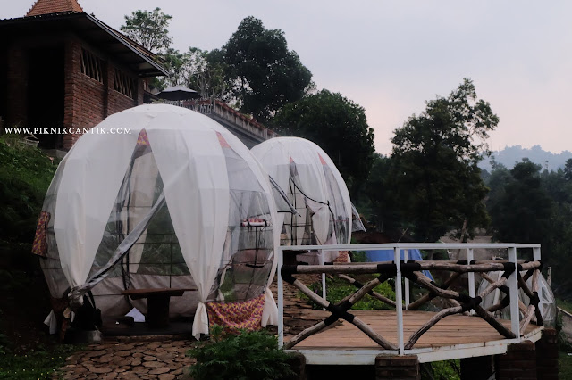 Bandung menyerupai yang kita ketahui ialah kota dengan banyaknya  TAFSO BARN, CAFE NUANSA ALAM YANG WAJIB DIKUNJUNGI PIKNIKERS