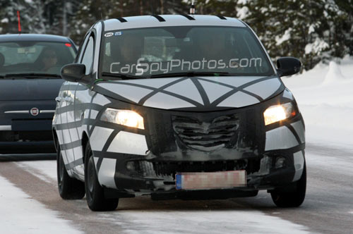 La nuova Lancia Ypsilon si fa desiderare appare infatti in queste nuove 