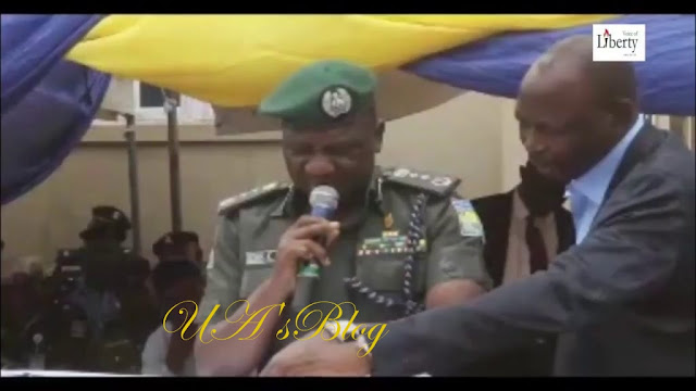 Shameful!! IGP, Idris Disgraced Himself, Couldn’t Read His Own Speech In Public? (Video)
