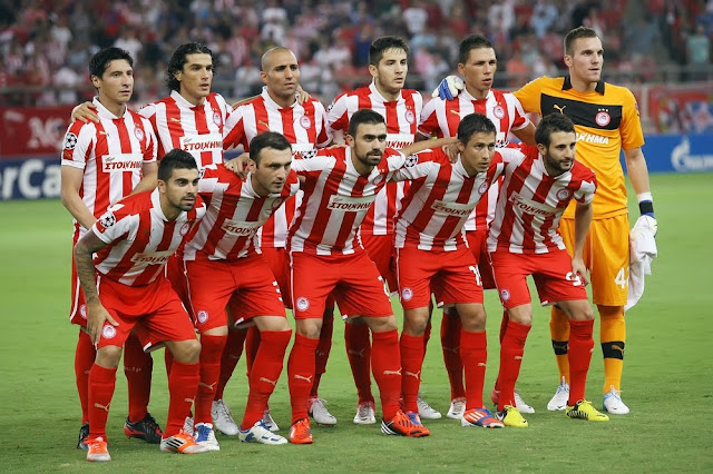 The starting eleven for Olympiacos against Schalke 04.