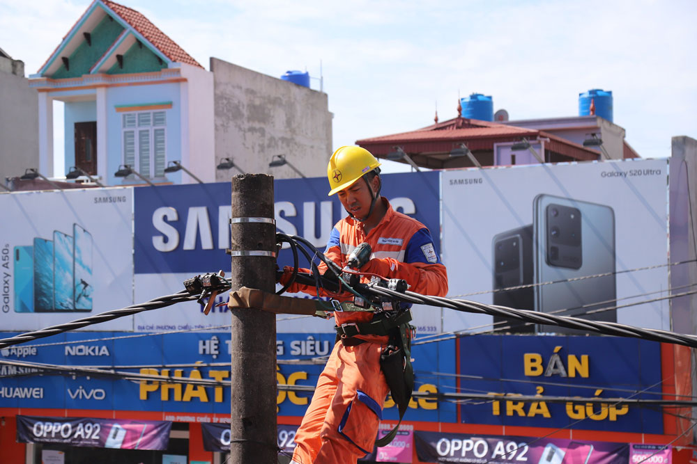 Đồ bảo hộ điện và đây đeo