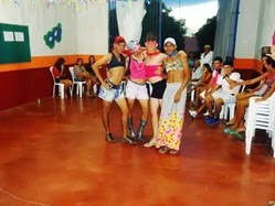 Emas (21)