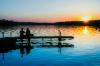 sunset-dusk-lake-dock-pier-couple