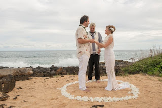 Kauai Wedding Minister and circle of flowers