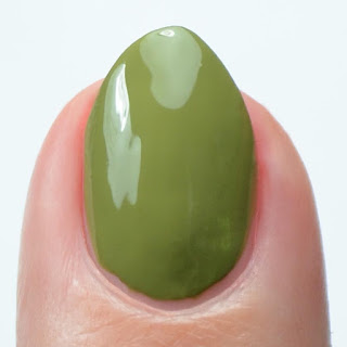 green nail polish