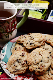 Green Tea-Infused Pecan Blondies 